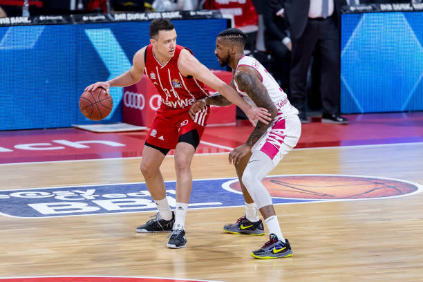 显示出球队 显示出球队