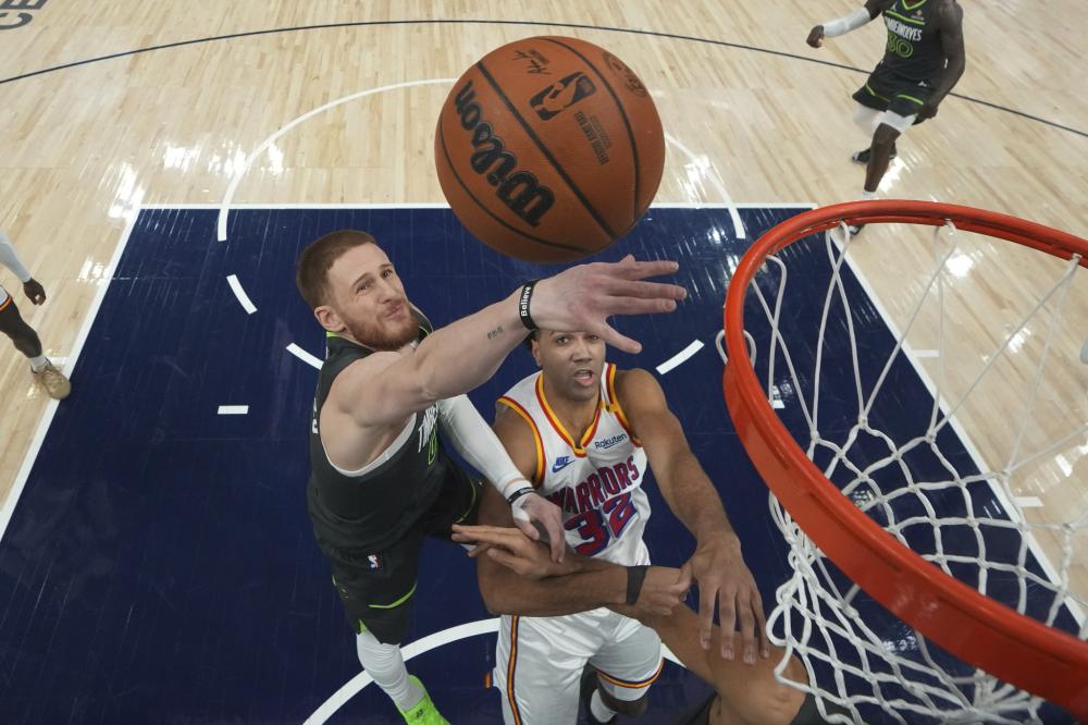 在比赛末段 在比赛末段