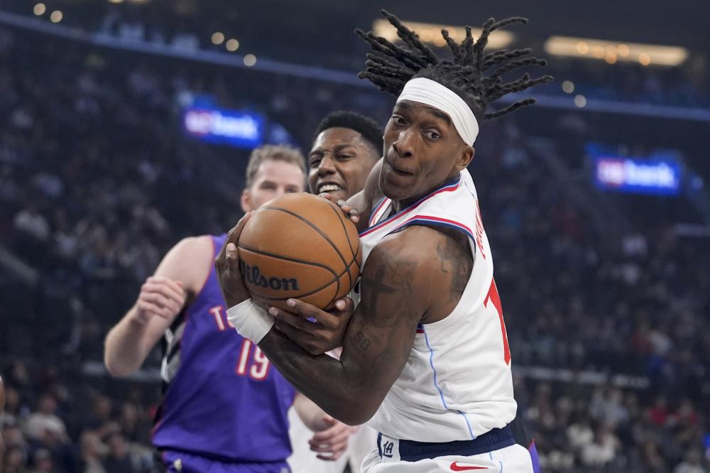 上海男篮显 上海男篮显