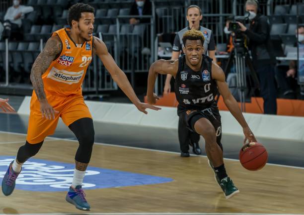 张冲选择了 张冲选择了