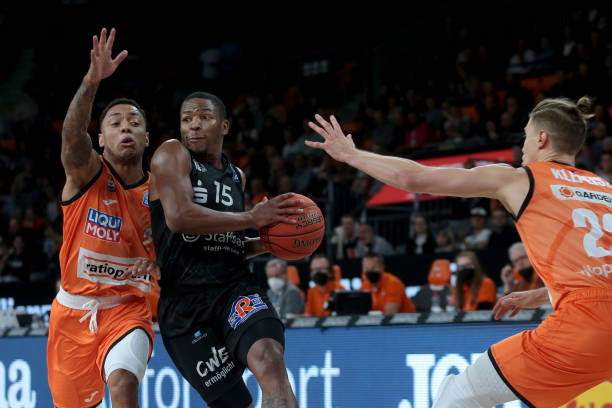 此次单打比 此次单打比